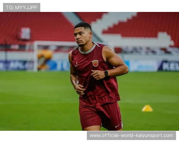 蒋光太底线解围阻断对方绝杀，确认随国足征战世预赛亚洲区决赛